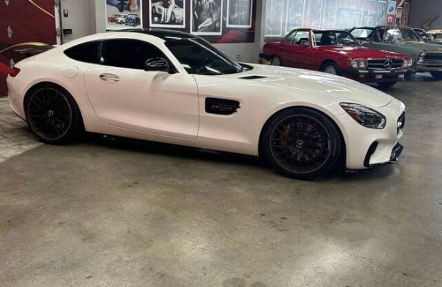 2017 Mercedes-Benz AMG GT                                                                                              