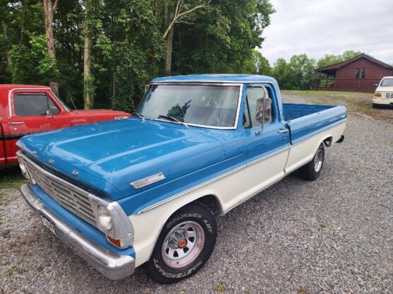 1967 Ford F-100