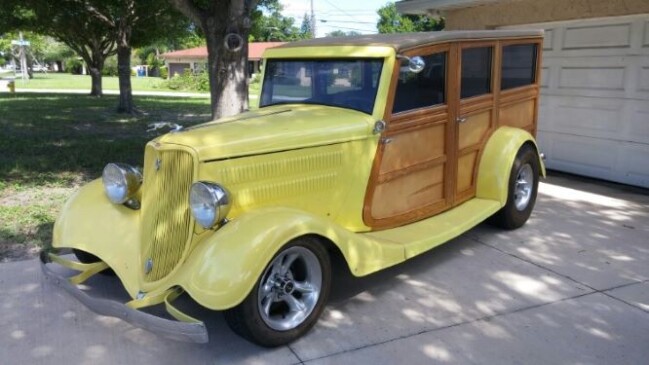 1933 Ford Woodie