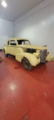 1937 Cadillac Fleetwood