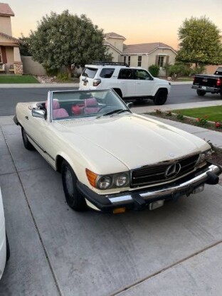 1986 Mercedes-Benz 560SL
