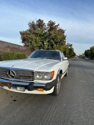 1987 Mercedes-Benz 560SL