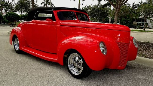 1939 Ford Custom