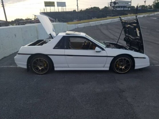 1986 Pontiac Fiero