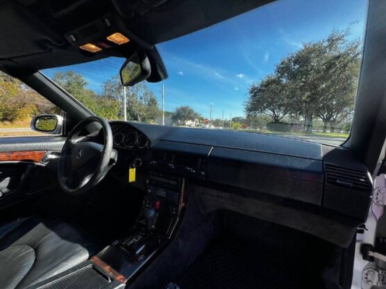 2001 Mercedes-Benz SL500