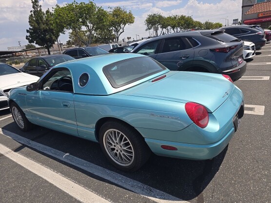 2002 Ford Thunderbird