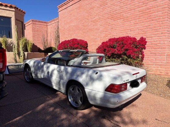 1999 Mercedes-Benz SL500