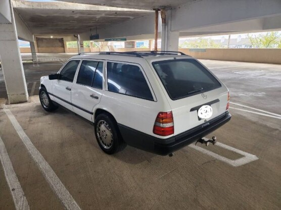 1988 Mercedes-Benz 300TE