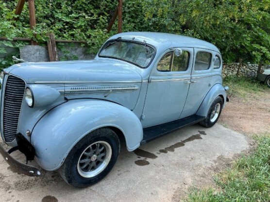 1937 Dodge Sedan