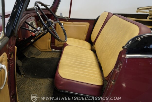 1949 Willys Jeepster