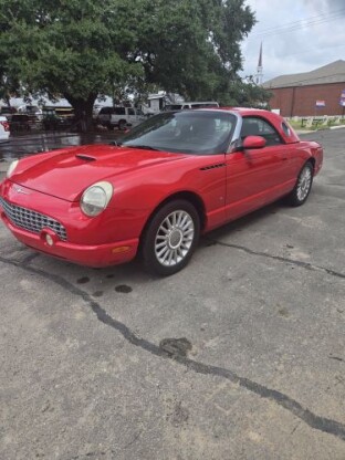 2004 Ford Thunderbird