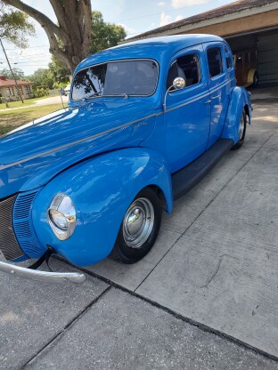 1940 Ford Deluxe