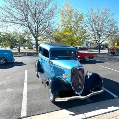 1933 Ford Sedan