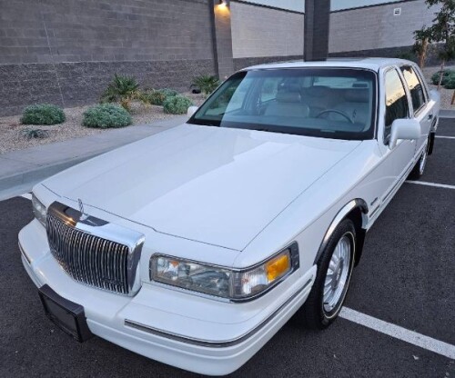 1997 Lincoln Town Car