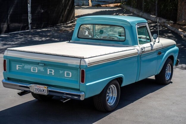 1966 Ford F-100